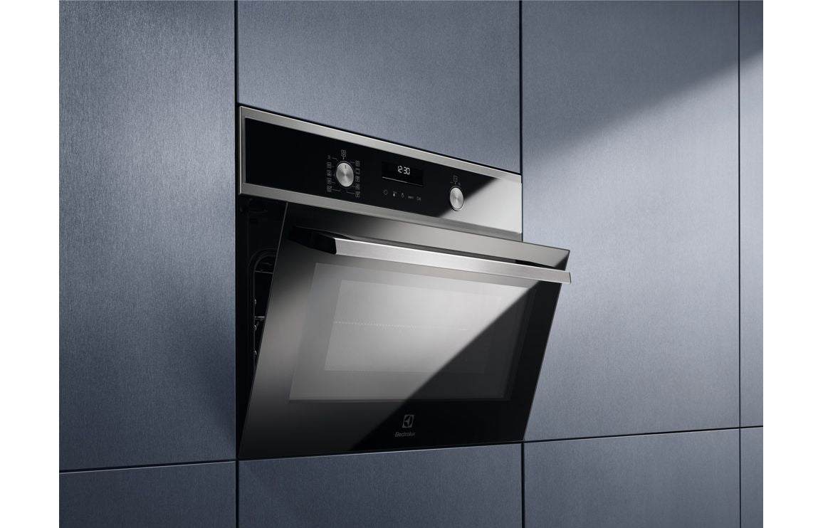 Electrolux EVLDE46X B/I Combination Microwave & Grill - St/Steel