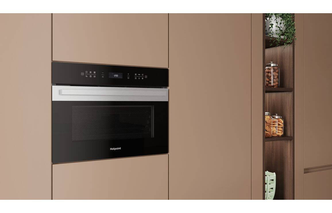 Hotpoint HCW7O7HTSXUK B/I 950W Combination Microwave - St/Steel