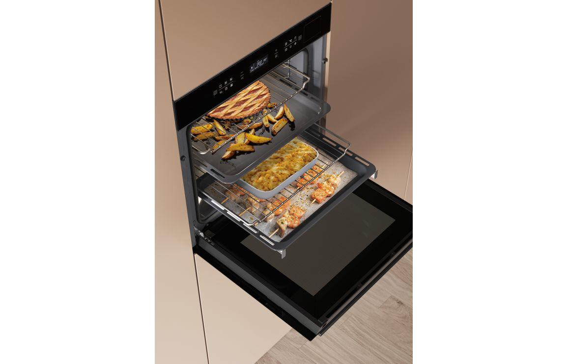 Hotpoint Class 6 HOI6A8PT1SBUK Single Pyrolytic Oven - Black
