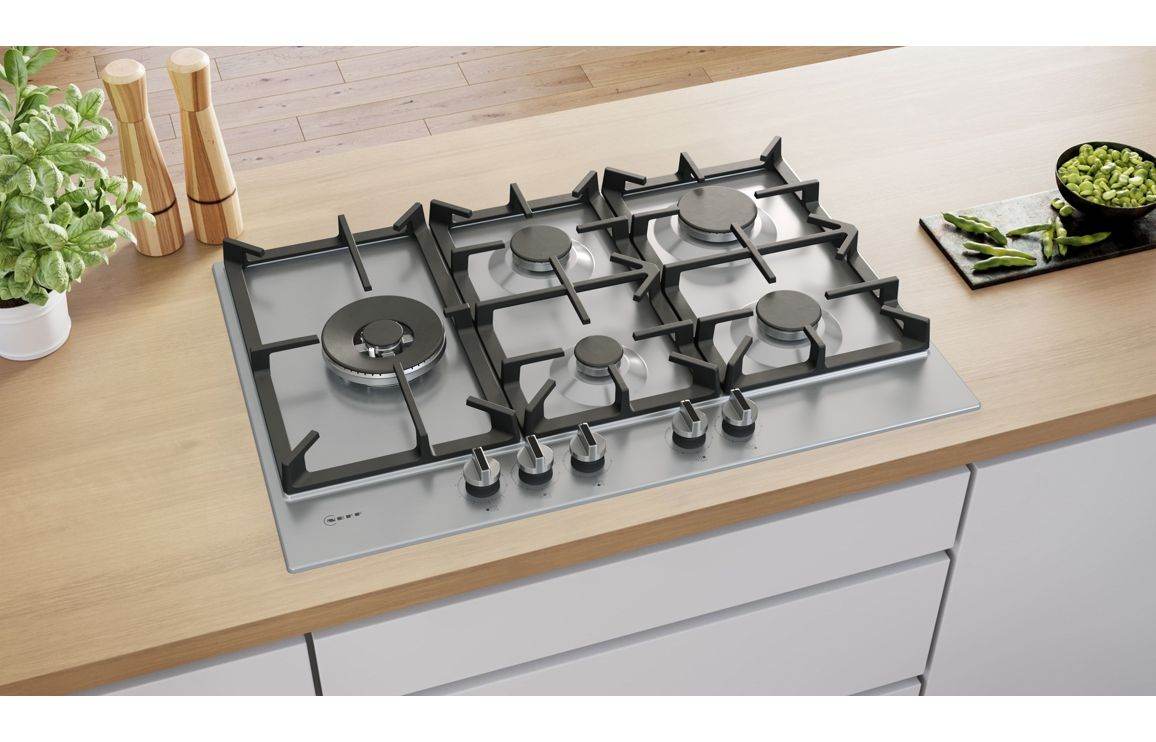 Neff N70 T27CIS8N0 75cm Gas Hob - St/Steel