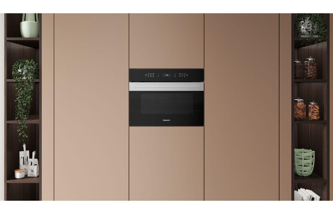 Hotpoint HCW7O7HTSXUK B/I 950W Combination Microwave - St/Steel