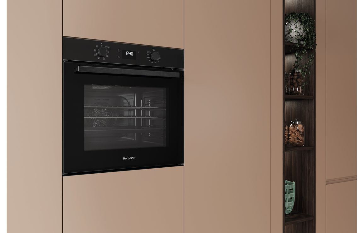 Hotpoint Class 2 HO 475P B UK Single Pyrolytic Oven - Black