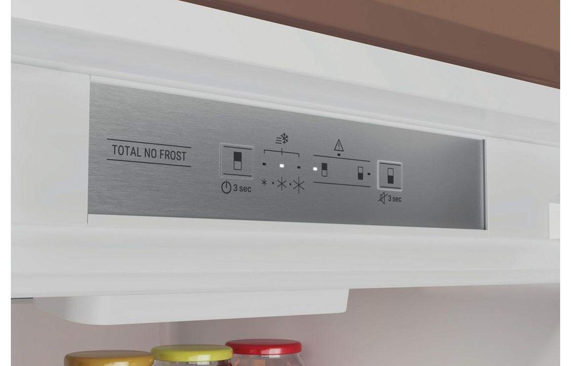 Hotpoint HTC20 T322 UK B/I Total NoFrost 70/30 Fridge Freezer