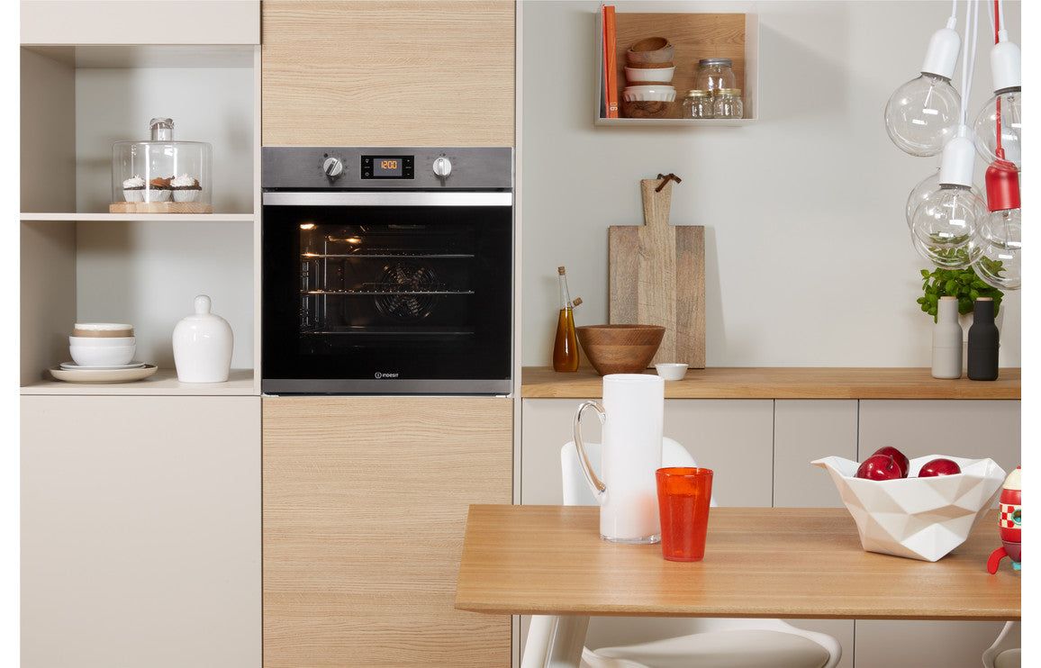 Indesit IFW 3841 P IX UK Single Pyrolytic Oven - St/Steel