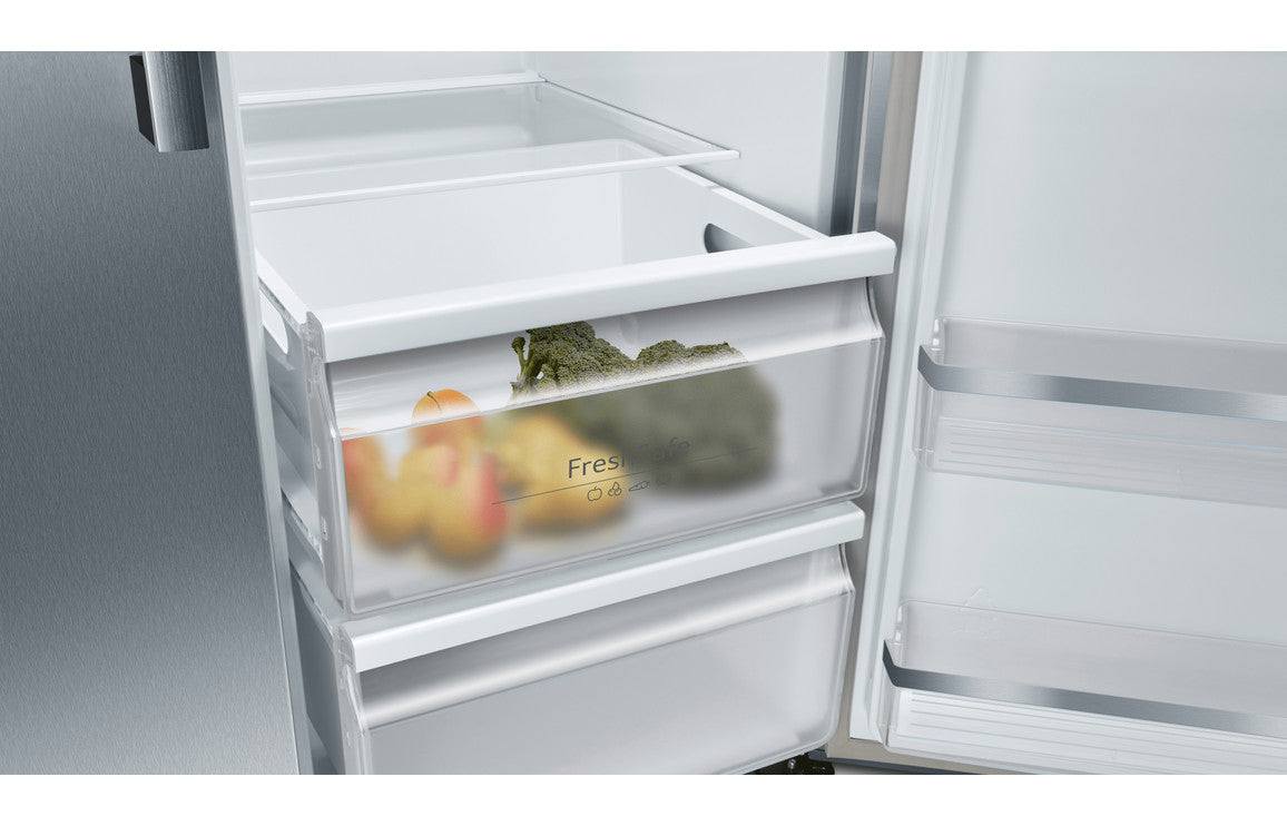 Neff N70 KA3923IE0G F/S Frost Free American Fridge Freezer - St/Steel