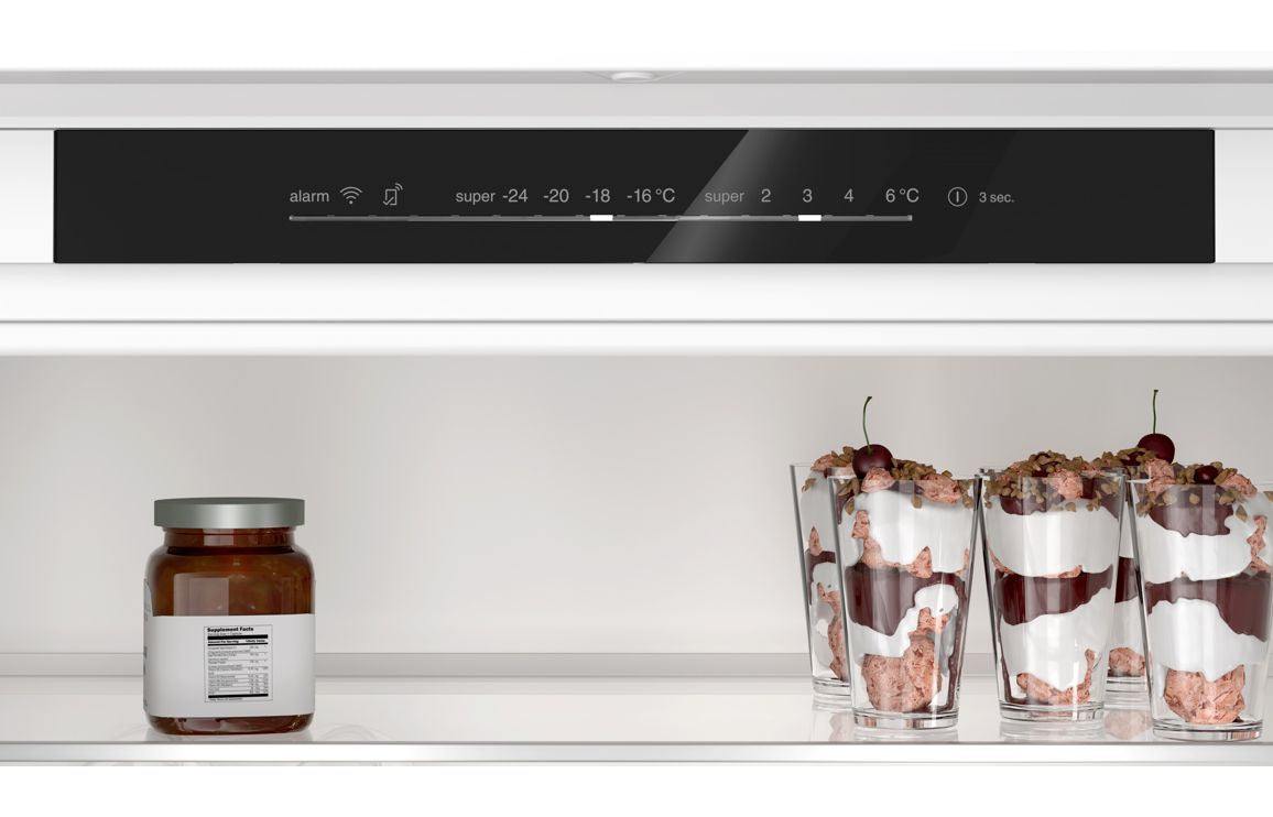 Bosch Series 4 KBN96VFE0G B/I Frost Free XXL 60/40 Fridge Freezer